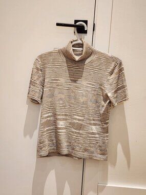 Short Sleeve Patterned Turtleneck